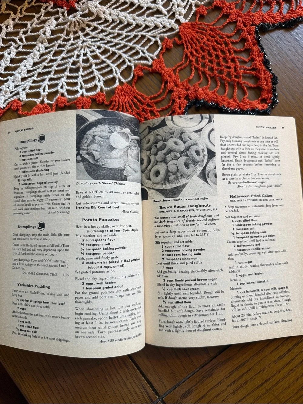 Vintage 1978 Breads & Sandwiches Cookbook Banner Press Retro Recipes